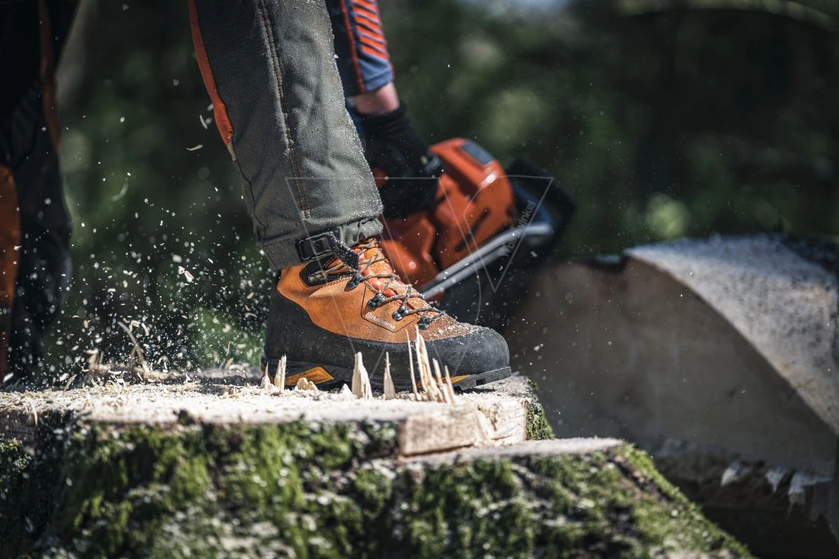 Husqvarna Technical Zaagschoen 24ms - 42 4 Husqvarna Technical Zaagschoen 24ms - 42 - Image 2