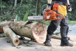 Husqvarna 365 Kettingzaag - 45cm 4.9 Pk 11 Husqvarna 365 Kettingzaag - 45cm 4.9 Pk -Husqvarna Verkoop 966428318 3 HUSQVARNA2036520X TORQ20KETTINGZAAG20 2045CM204.920PK