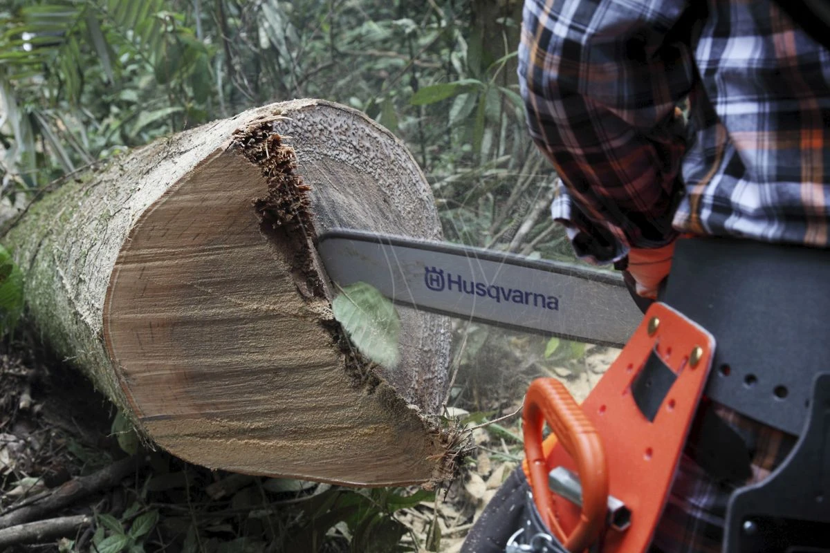 Husqvarna 365 Kettingzaag - 45cm 4.9 Pk 8 Husqvarna 365 Kettingzaag - 45cm 4.9 Pk - Image 6