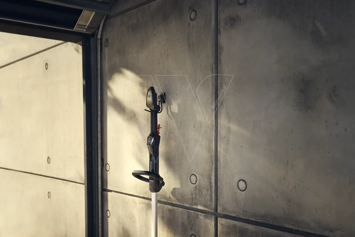 Husqvarna Aspire Trimmer T28-p4a Solo 4 Husqvarna Aspire Trimmer T28-p4a Solo - Image 2