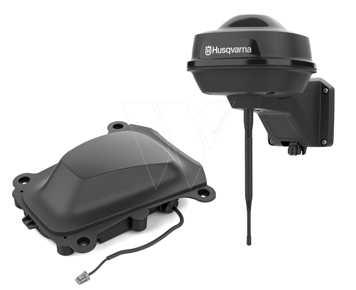 Husqvarna Automower® Epos™ Plug-in Kit 3 Husqvarna Automower® Epos™ Plug-in Kit